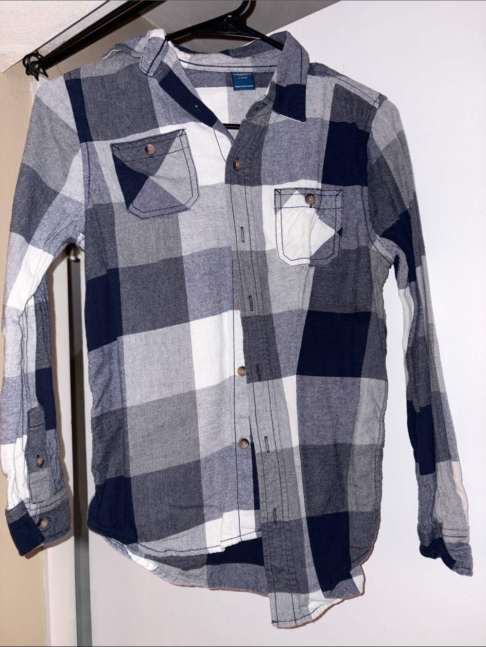 Arizona Jean Company Navy, Gray & White Plaid Button-Down Shirt